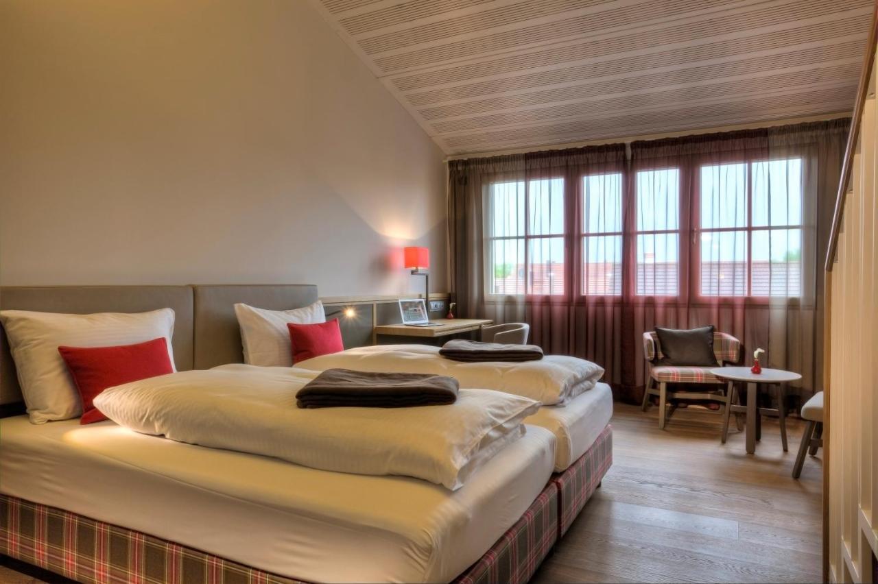 Hotel Zur Post Ашхайм Экстерьер фото